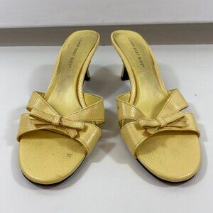 Womens Lower East Side Yellow Bow Slip-On Sandal Heels 2.5" Heel Spring Size 10